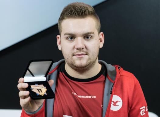 爆发型狙击 爆发型狙击